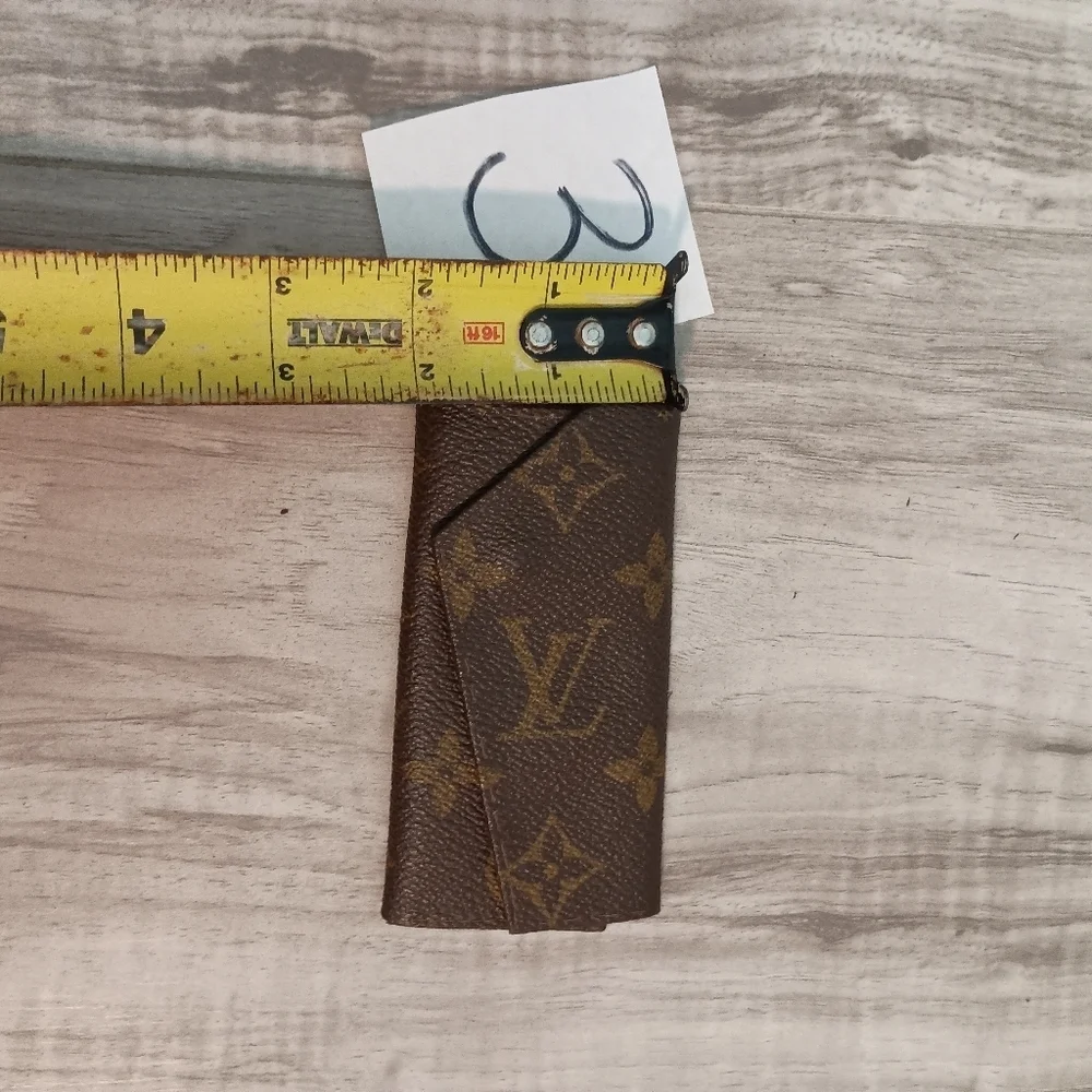 Louis Vuitton Amiet Monogram Signature Design LV Logo 4 Key Holder